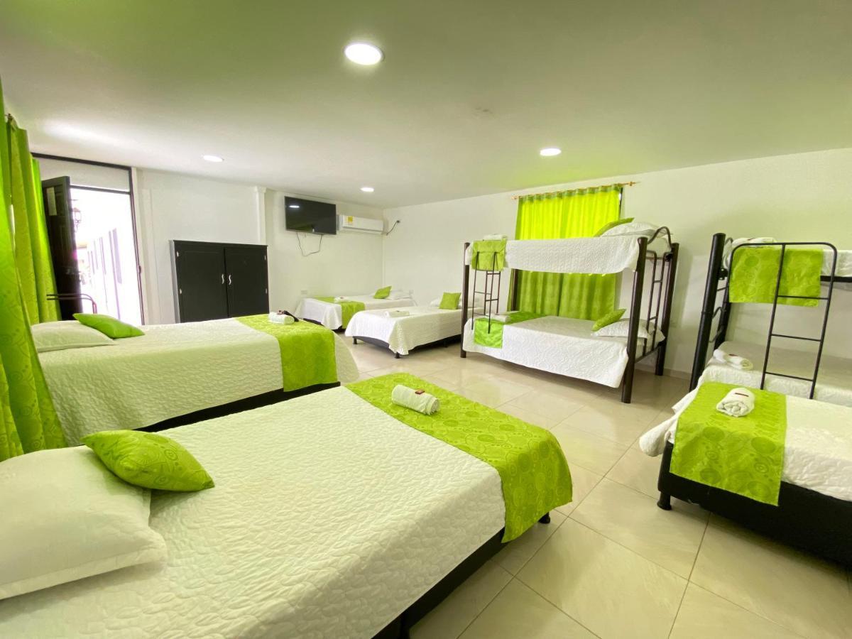 Hv Sueno Real Tatacoa Hotel Villavieja Exterior photo